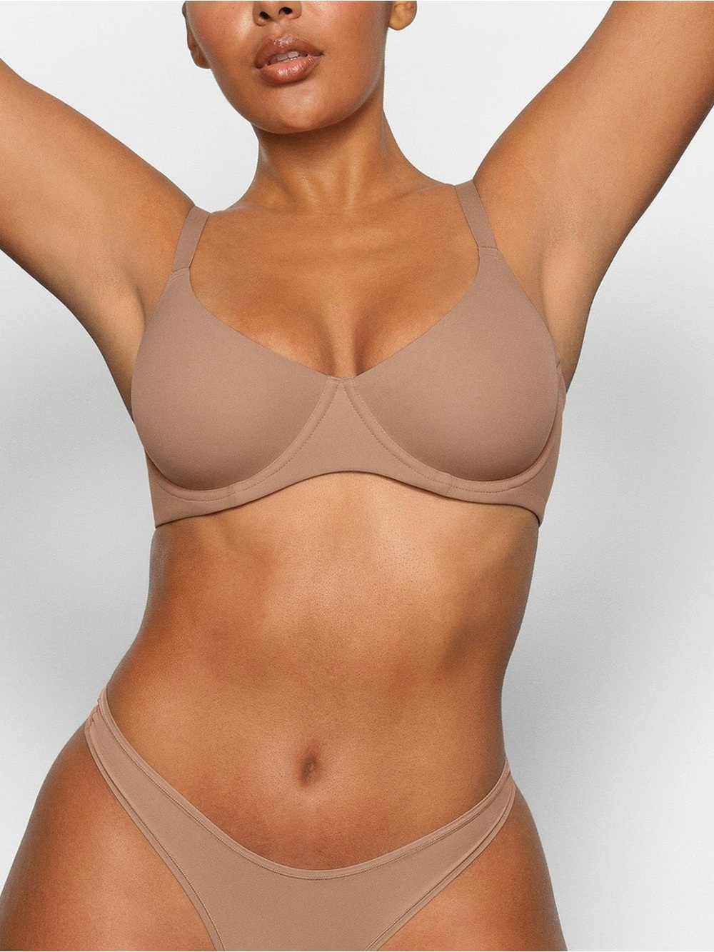SKIMS Fits Everybody Unlined Demi Bra in size 32C NUDE